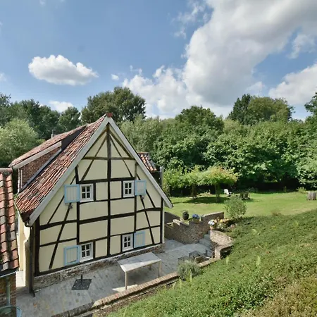 New! Unieke Vakantiewoning In Bosrijke Omgeving *